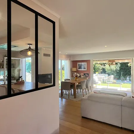 Avec Piscine Privée Sur La French Riviera Villa